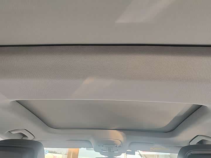 Фото 13 - Audi A6L