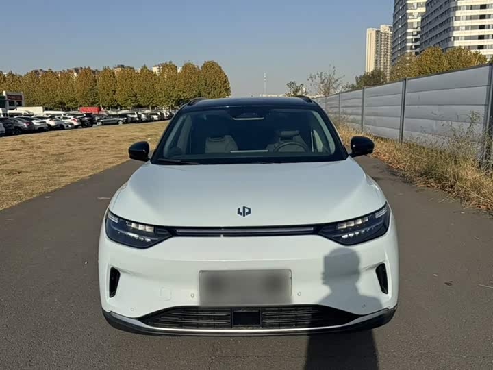 Фото 13 - Leapmotor C11