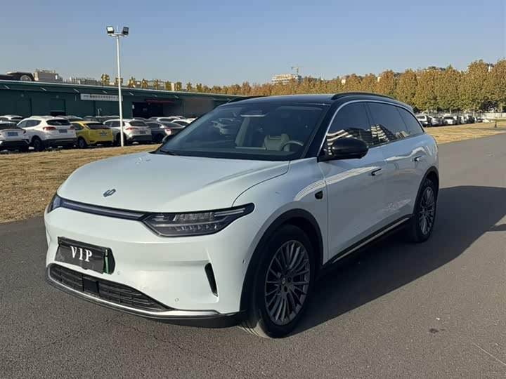 Фото 15 - Leapmotor C11