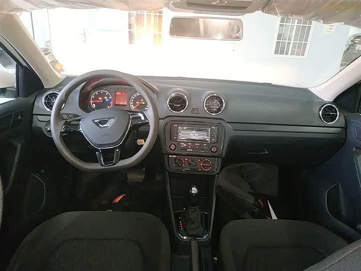 Фото 10 - Jetta VA3