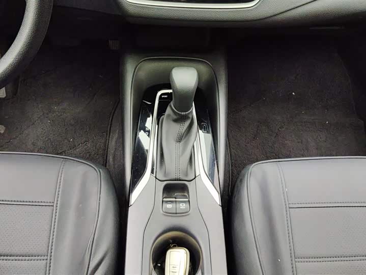 Фото 16 - Toyota Levin