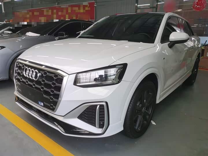 Фото 1 - Audi Q2L