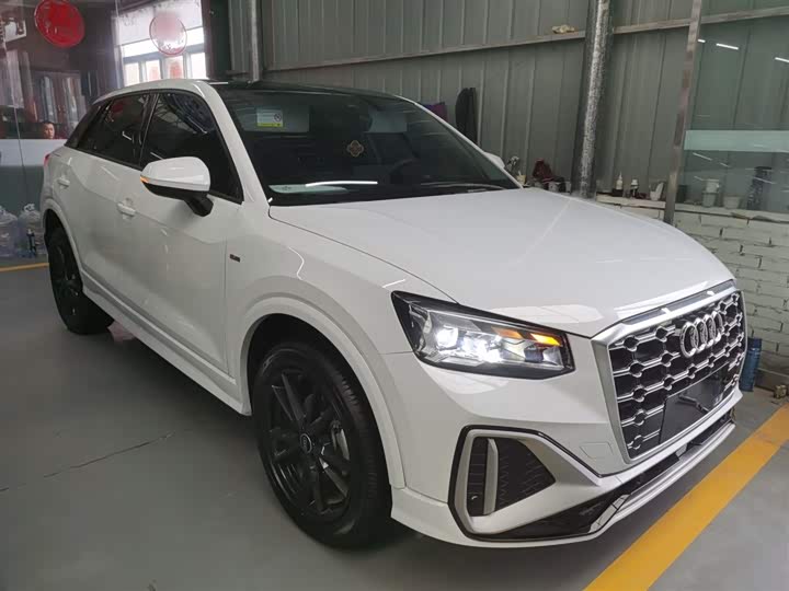 Фото 4 - Audi Q2L