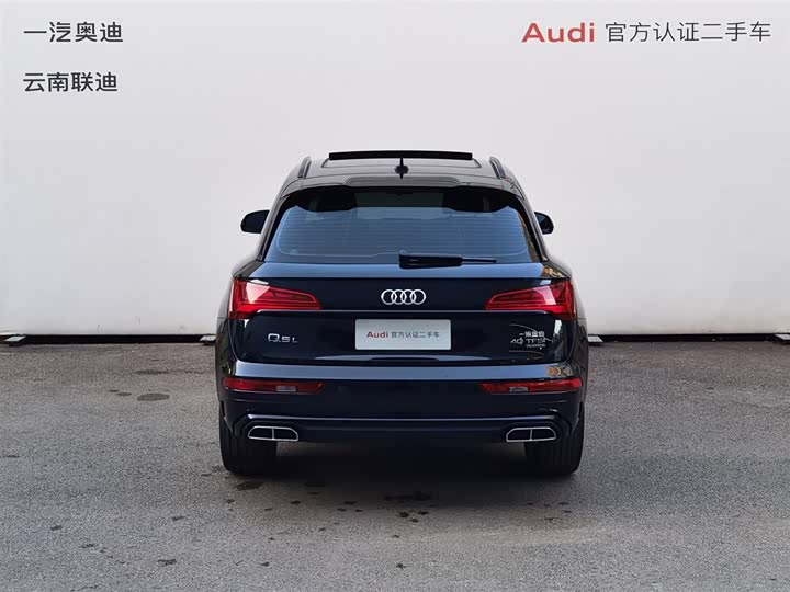 Фото 6 - Audi Q5L