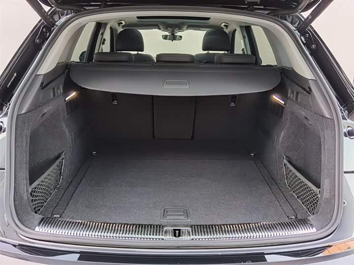 Фото 7 - Audi Q5L