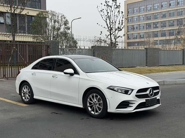 Фото 3 - Mercedes-Benz A-Class