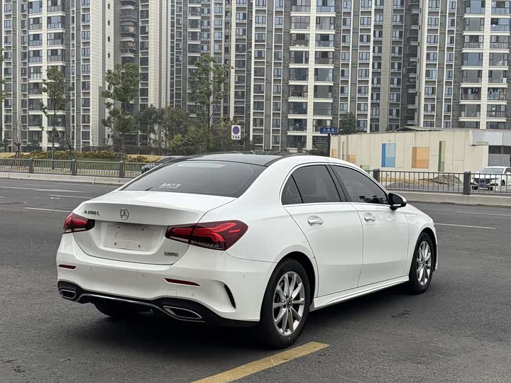 Фото 4 - Mercedes-Benz A-Class