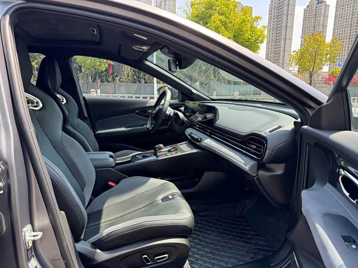 Фото 8 - GAC Trumpchi Empow R