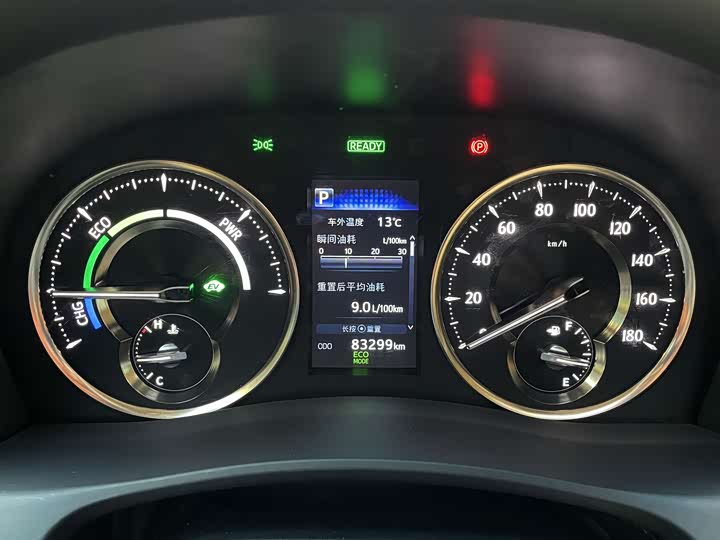 Фото 4 - Toyota Vellfire