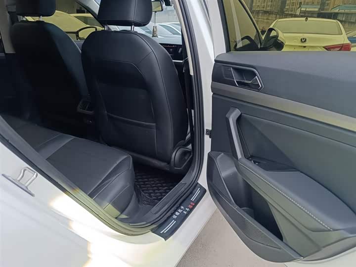 Фото 26 - Volkswagen Lavida