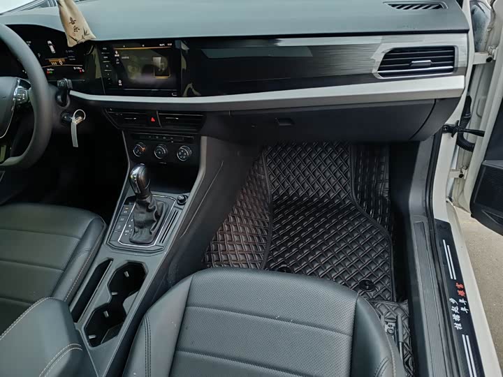 Фото 6 - Volkswagen Lavida