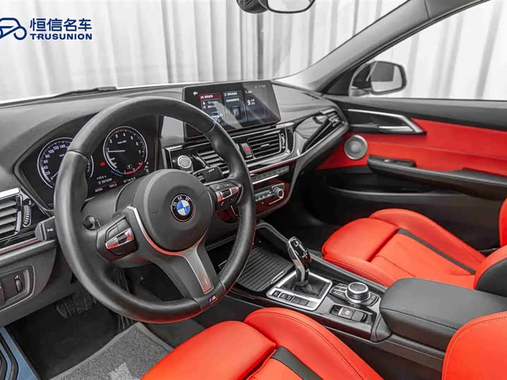 Фото 12 - BMW 1 Series