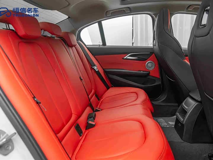 Фото 16 - BMW 1 Series