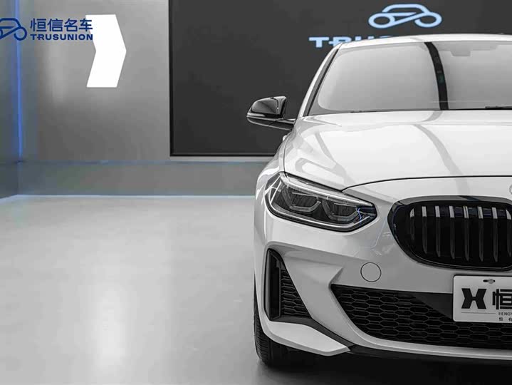 Фото 8 - BMW 1 Series