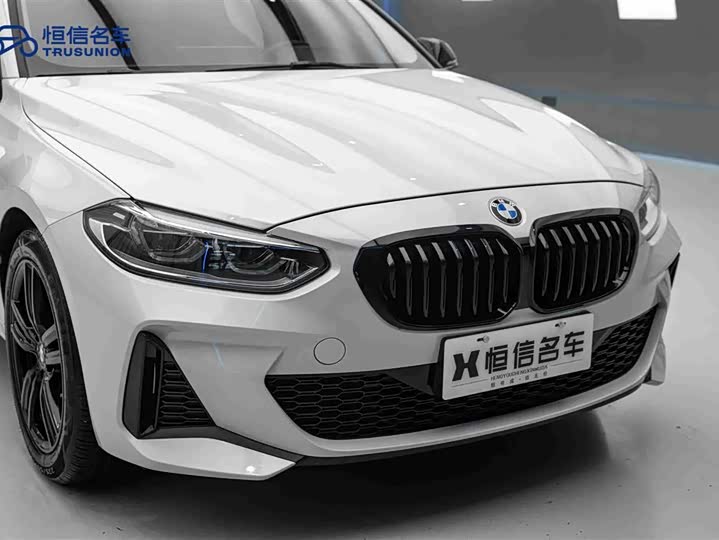 Фото 9 - BMW 1 Series