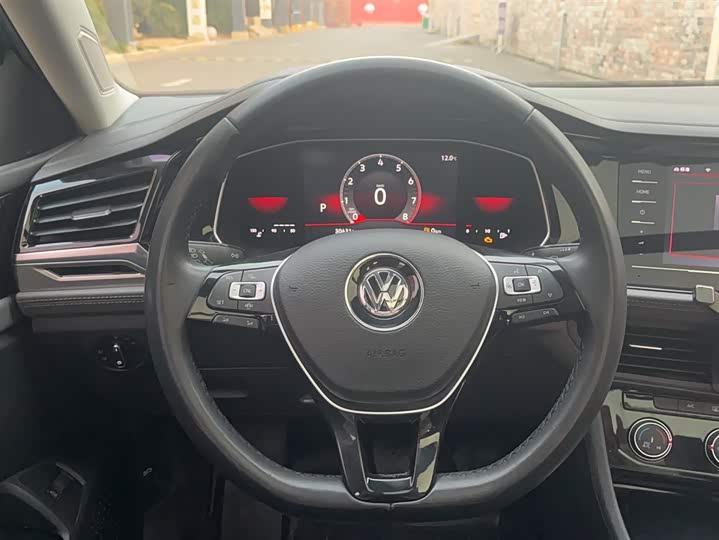 Фото 3 - Volkswagen Sagitar L