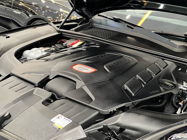 Фото 15 - Porsche Cayenne