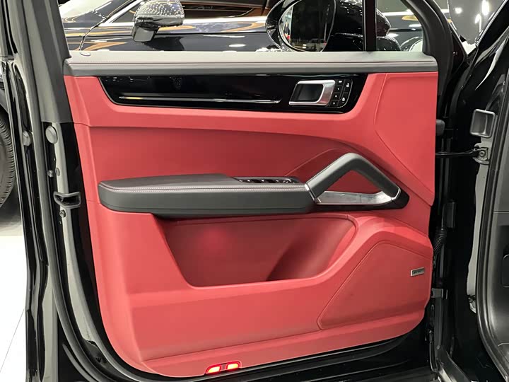 Фото 17 - Porsche Cayenne