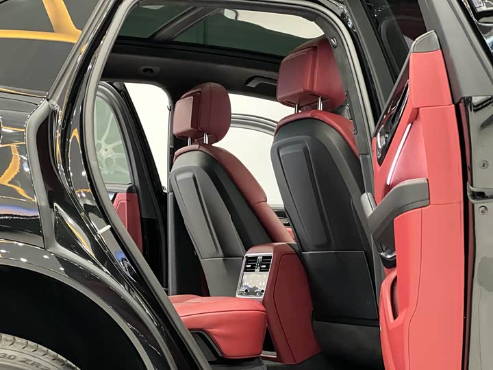 Фото 8 - Porsche Cayenne