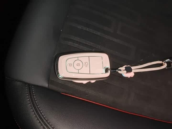 Фото 9 - Ford Mondeo