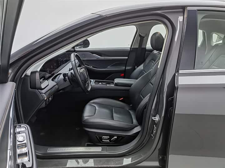 Фото 10 - Lincoln Z (Zephyr)