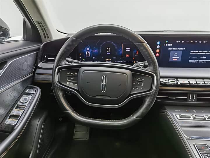 Фото 11 - Lincoln Z (Zephyr)