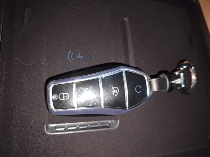 Фото 9 - BYD Song L DM-i Hybrid