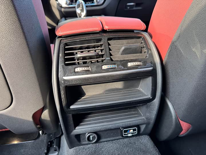 Фото 21 - BMW 5 Series