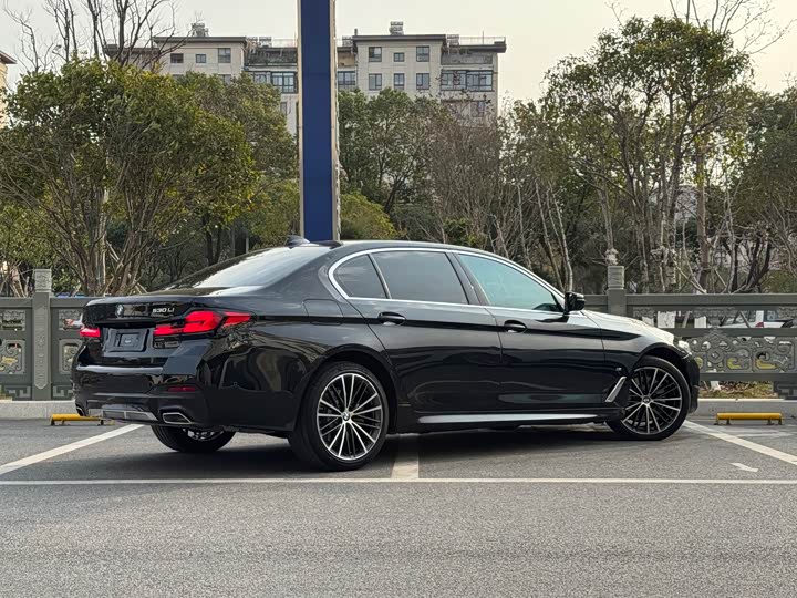 Фото 4 - BMW 5 Series