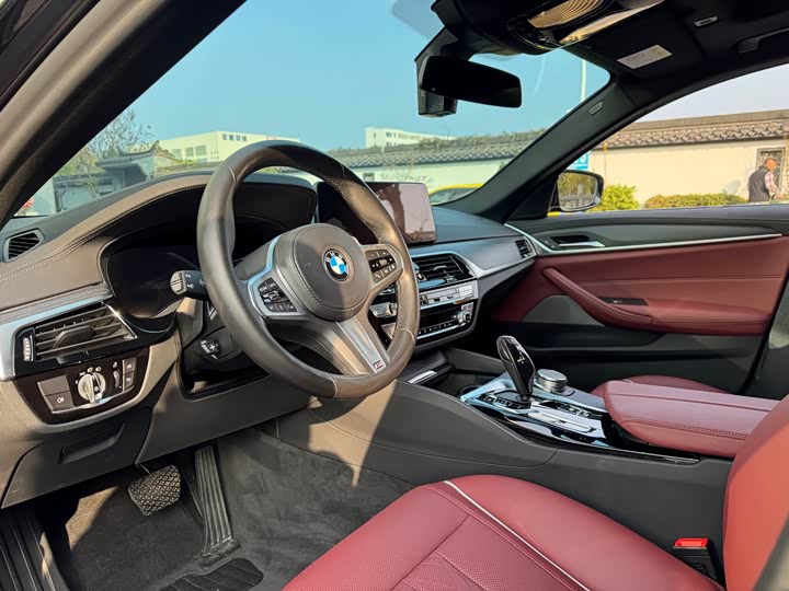 Фото 8 - BMW 5 Series