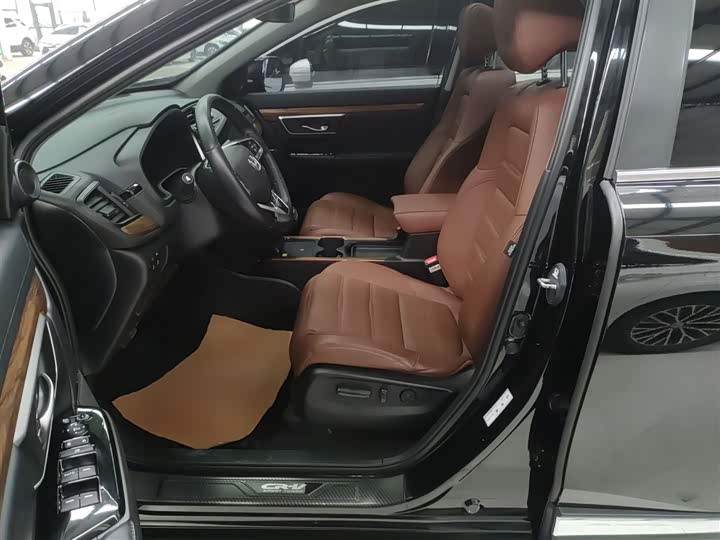 Фото 7 - Honda CR-V