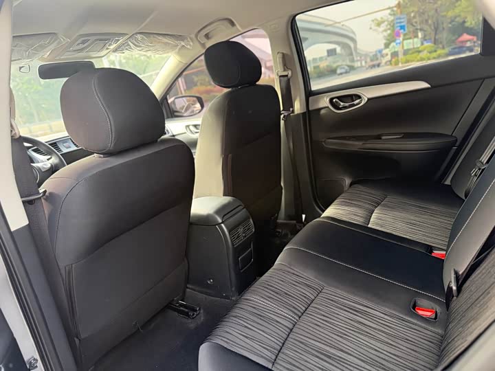 Фото 11 - Nissan Sylphy