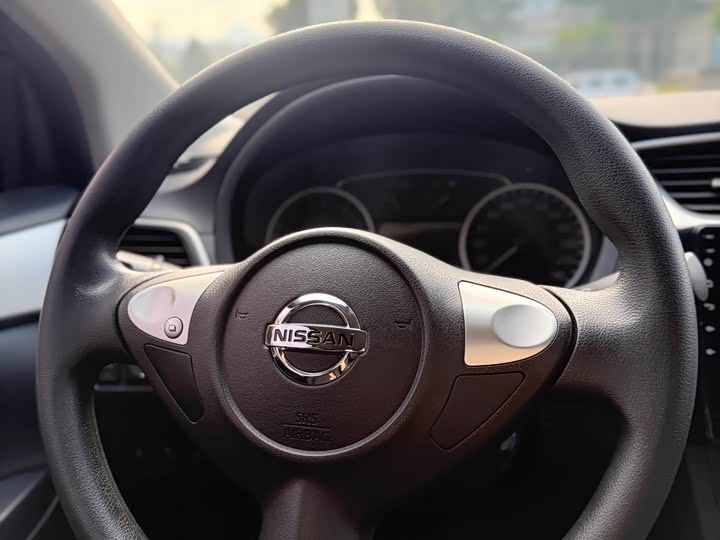 Фото 16 - Nissan Sylphy