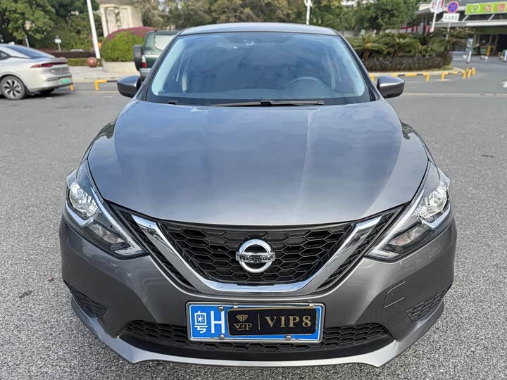 Фото 2 - Nissan Sylphy