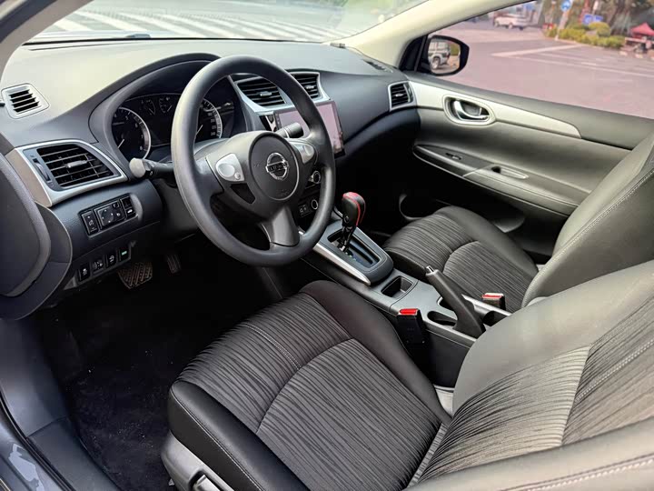 Фото 8 - Nissan Sylphy