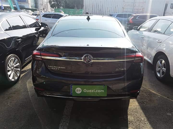 Фото 6 - Buick LaCrosse