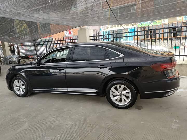 Фото 5 - Volkswagen Passat