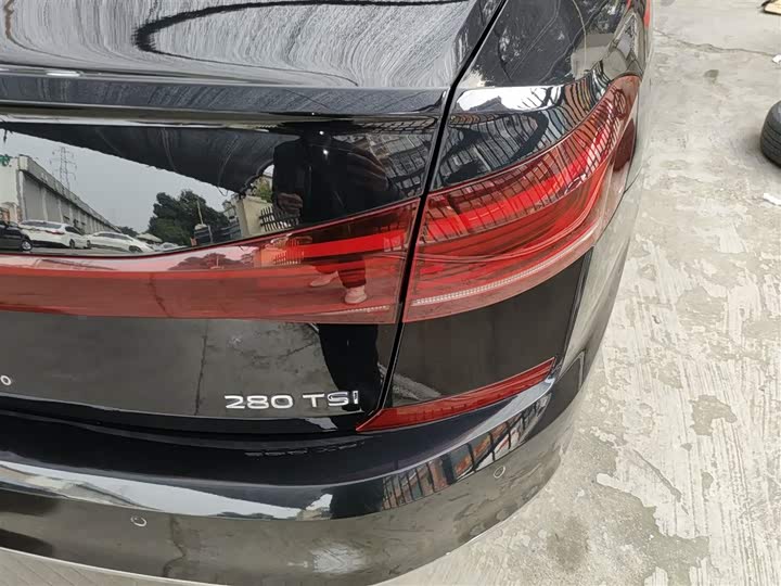 Фото 8 - Volkswagen Passat