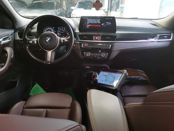 Фото 10 - BMW X2