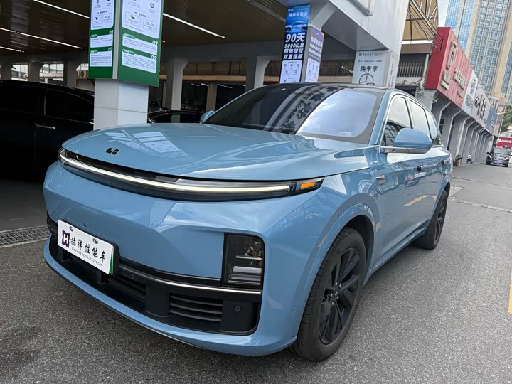 Фото 1 - LiXiang L7