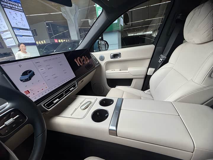 Фото 6 - LiXiang L7