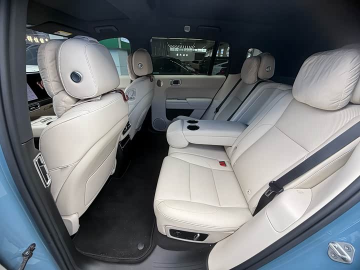 Фото 9 - LiXiang L7