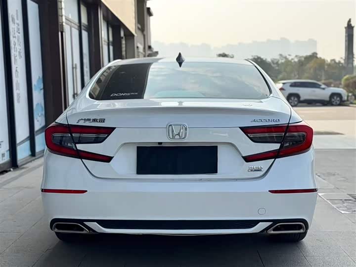 Zdjęcie 6 - Honda Accord