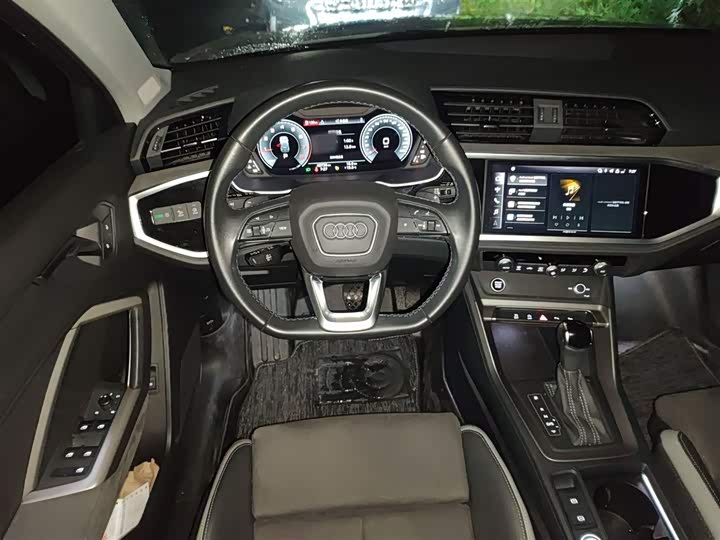 Фото 3 - Audi Q3