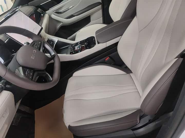 Фото 15 - BYD Song Plus Hybrid/EV