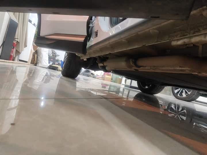 Фото 21 - BYD Song Plus Hybrid/EV