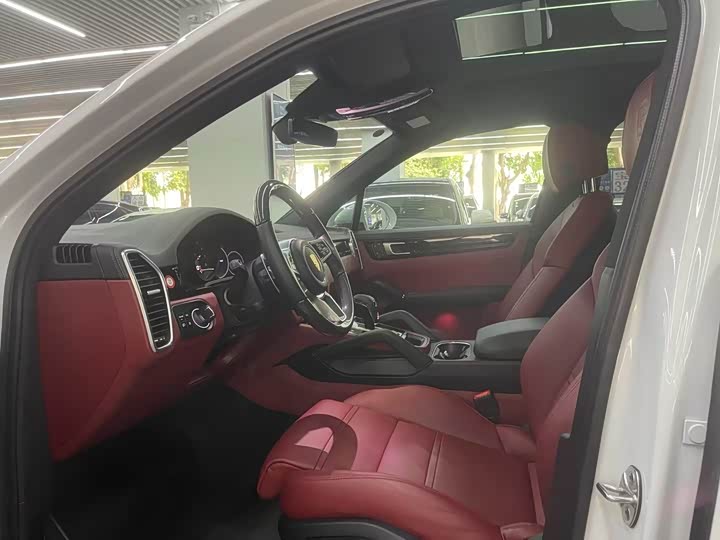 Фото 3 - Porsche Cayenne