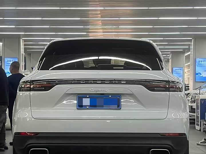 Фото 9 - Porsche Cayenne