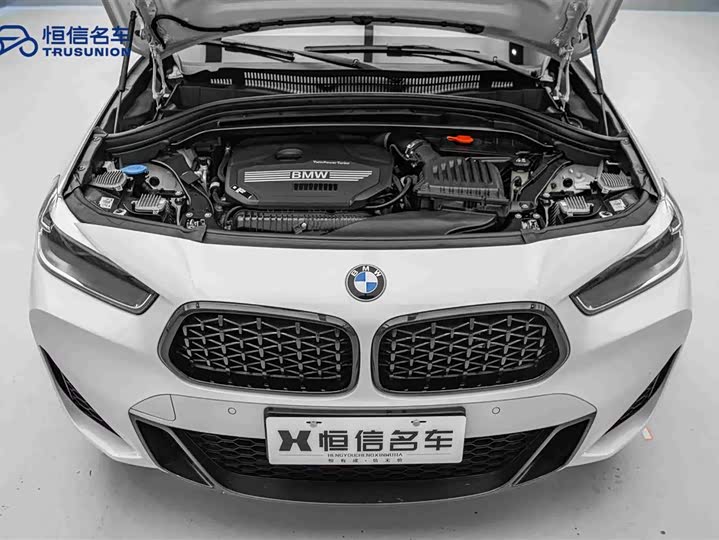 Фото 21 - BMW X2