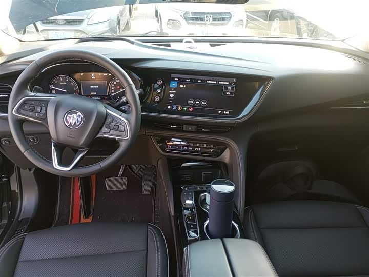 Фото 12 - Buick Envision Plus